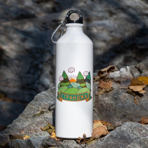 butilka-za-voda-prehodi-strandzha Lightweight 800ml aluminum bottle featuring an illustration of the Strandzha mountains with a sunrise and lush greenery.