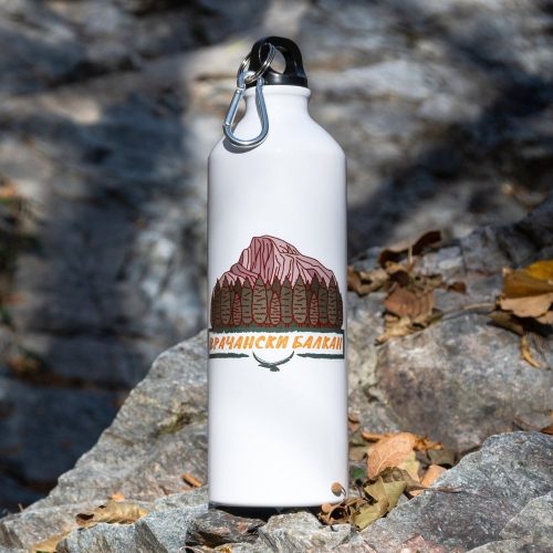 butilka-za-voda-prehodi-vrachanski-balkan Lightweight 800ml aluminum bottle featuring an illustration of Vrachanski Balkan mountain range. Includes a carabiner for easy carrying.