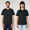 premium-uniseks-cherna-teniska-organichen-pamuk-180g-za-brandirane Premium unisex black organic cotton t-shirt 180 g/m² high quality for workwear, corporate branding and promotional printing